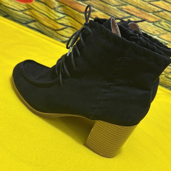 Lane Bryant ankle boots - Picture 8 of 8